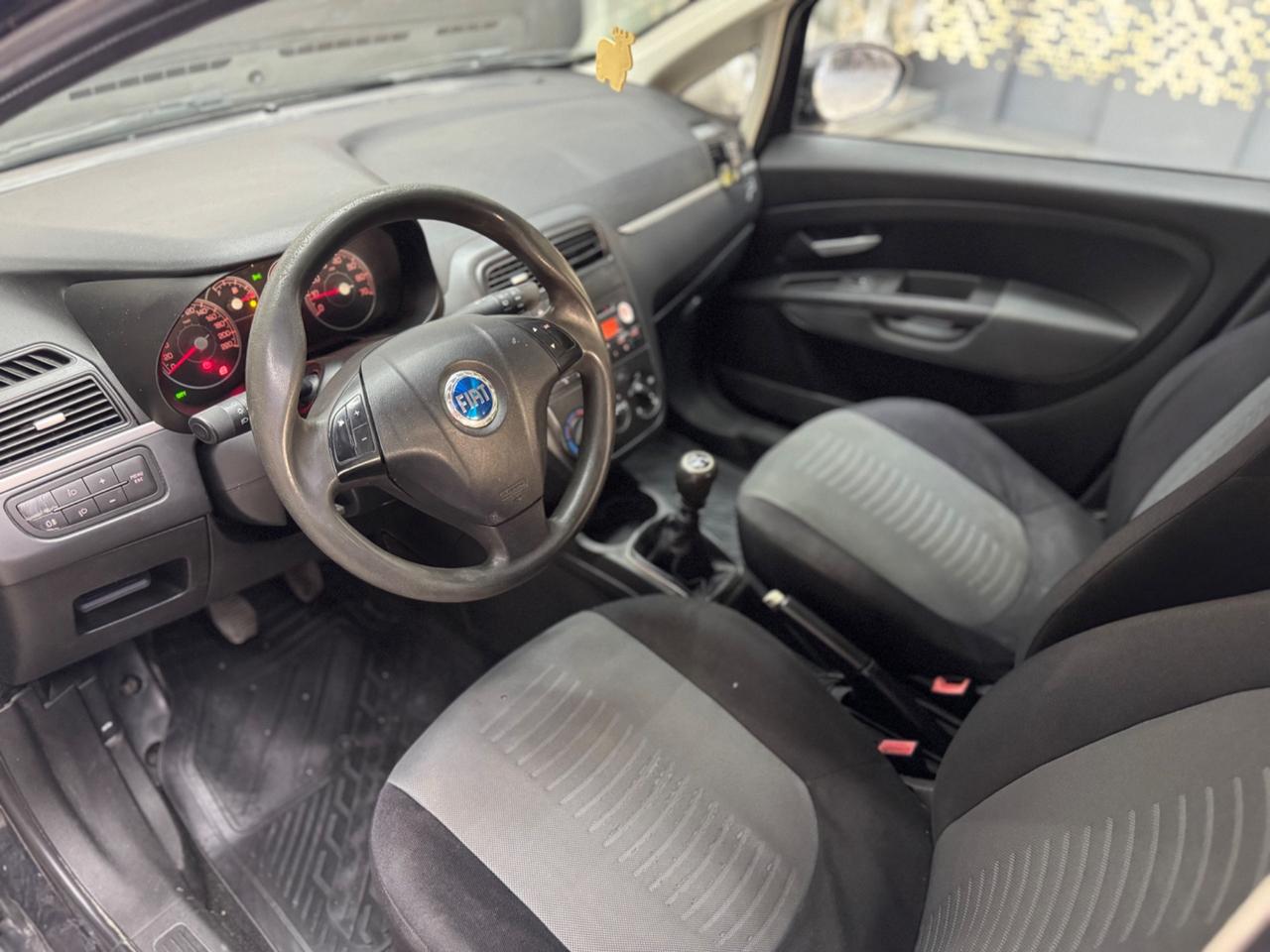 Fiat Grande Punto 1.4 Benz. ADATTA NEOPATENTATI