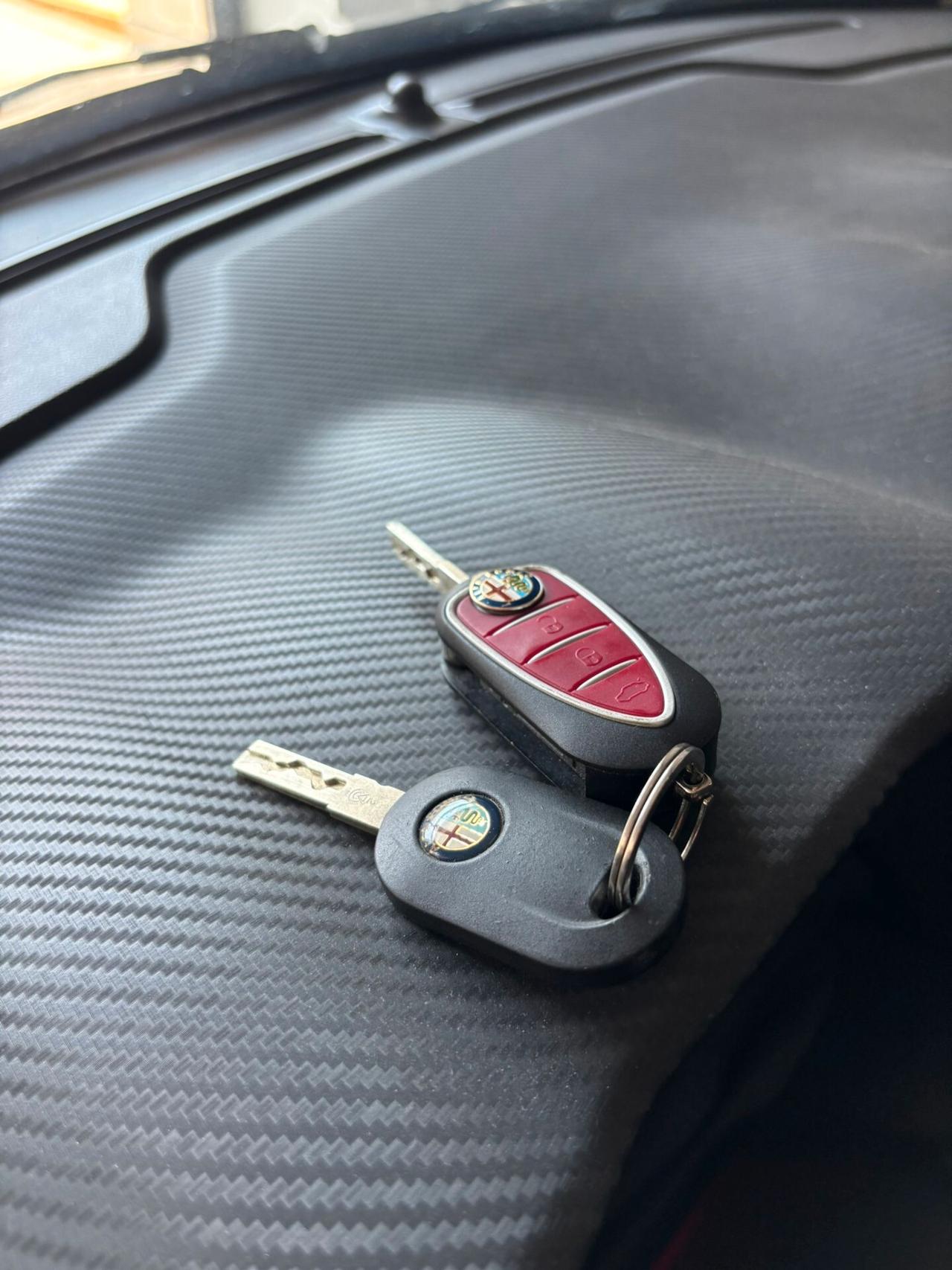 Alfa Romeo MiTo 1.3 JTDm 16V 90 CV Distinctive Sport Pack