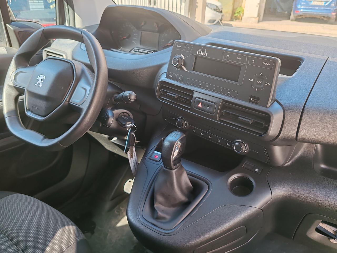 Peugeot Partner 1.5 HDI 3 Posti