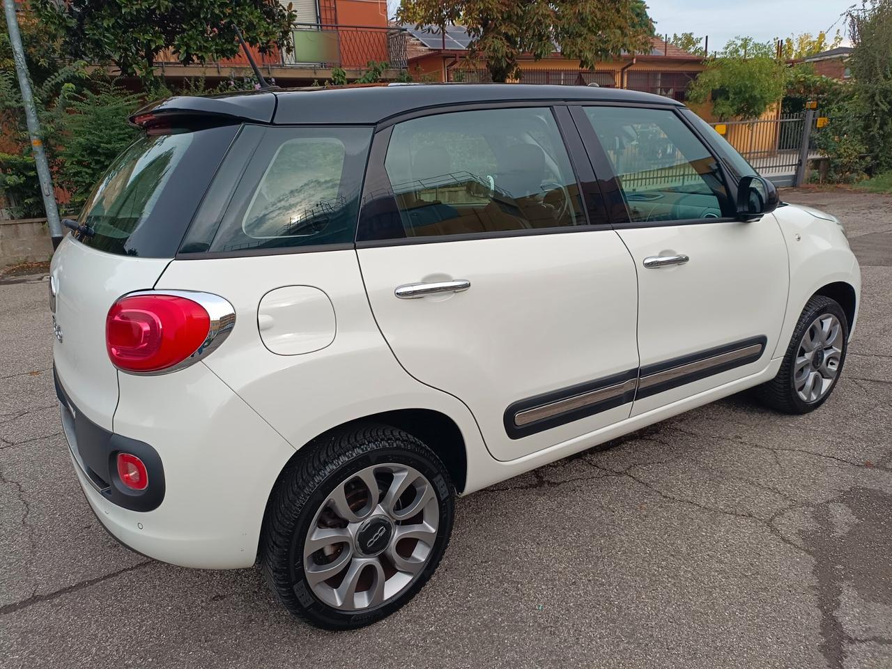 Fiat 500L Natural Power Lounge