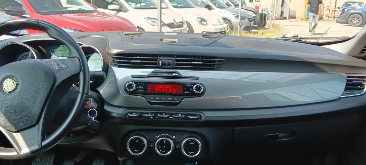 Alfa Romeo Giulietta 2.0 JTDm-2 140 CV Distinctive
