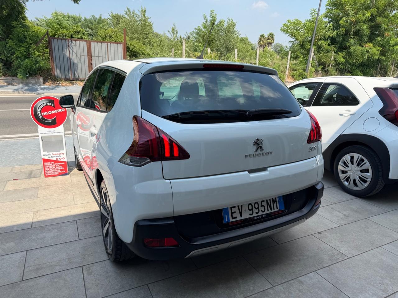 Peugeot 3008 1.6 HDi 115CV Allure