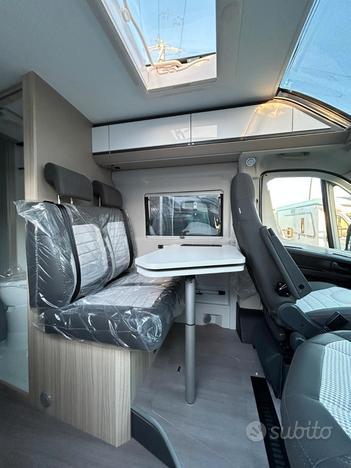 Adria Twin Plus 640 SGX-Km 0