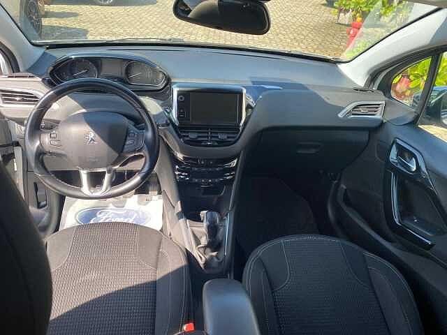 Peugeot 208 BlueHDi 100 5 porte Allure