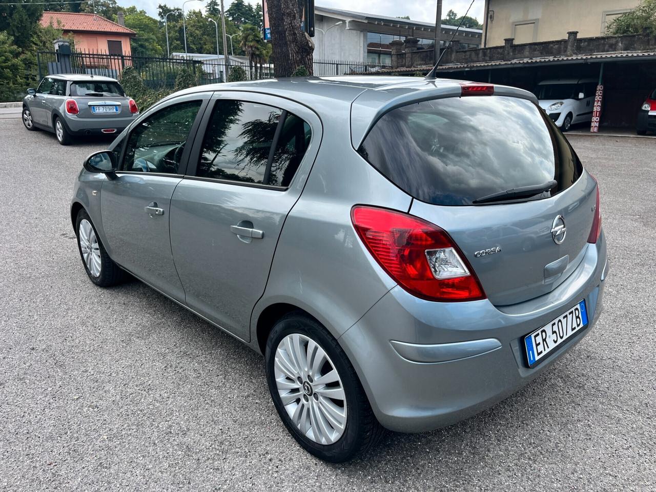 Opel Corsa 1.2 85CV 5 porte GPL-TECH Ecotec