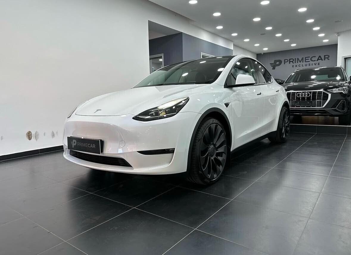 Tesla Model Y Performance AWD