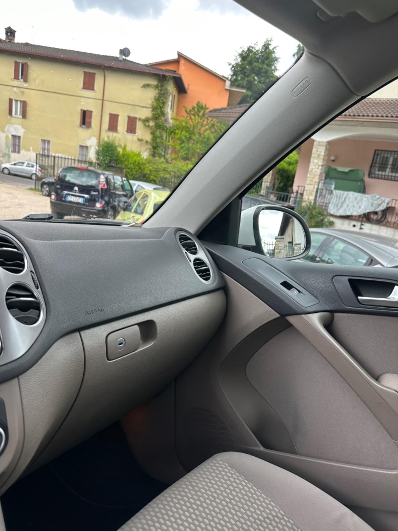 Volkswagen TIGUAN 1.4 TSI BLUEMOTION UNICOPR KMCERT