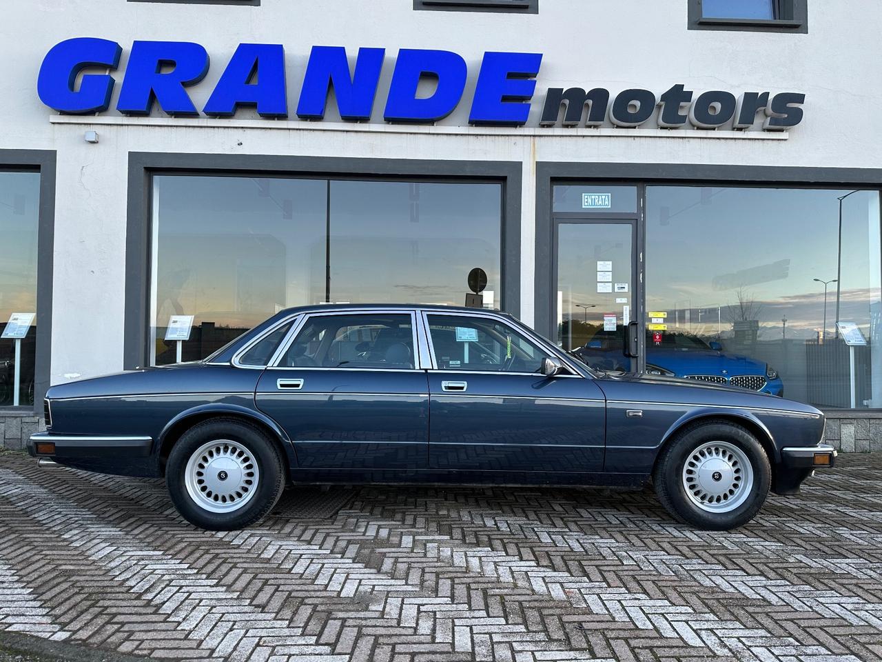 Jaguar XJ DKALH4 Daimler 3.6 6 cilindri 212 cv