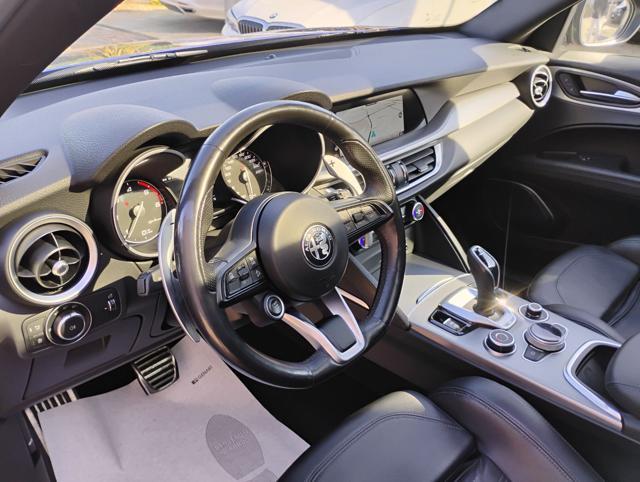 ALFA ROMEO Stelvio 2.2 TDi 210 CV AT8 Q4 Veloce TETTO - GANCIO
