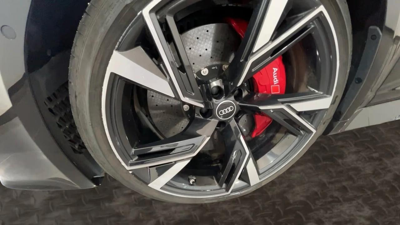 Audi RS6 RS 6 Avant 4.0 TFSI V8 quattro tiptronic