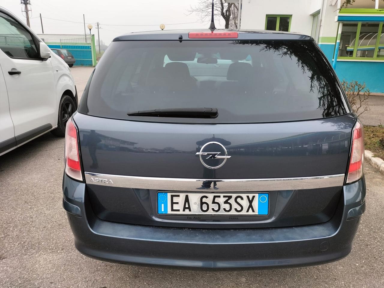 Opel Astra 1.6 16V GPL-TECH Station Wagon Edition