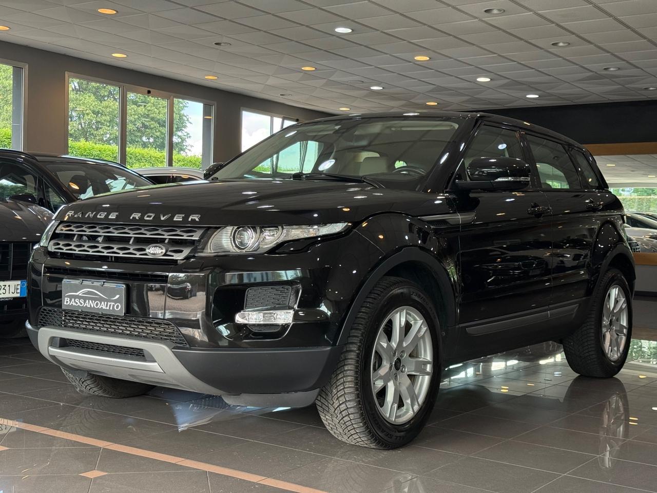 Land Rover Range Evoque 2.2 TD4 5p. Pure Tech Pack