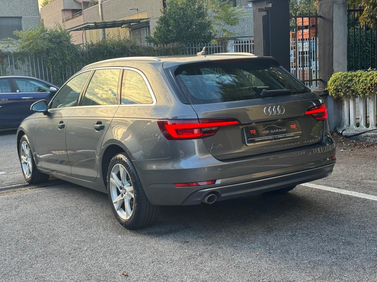 Audi A4 2.0 TDI 122 CV S tronic line edition