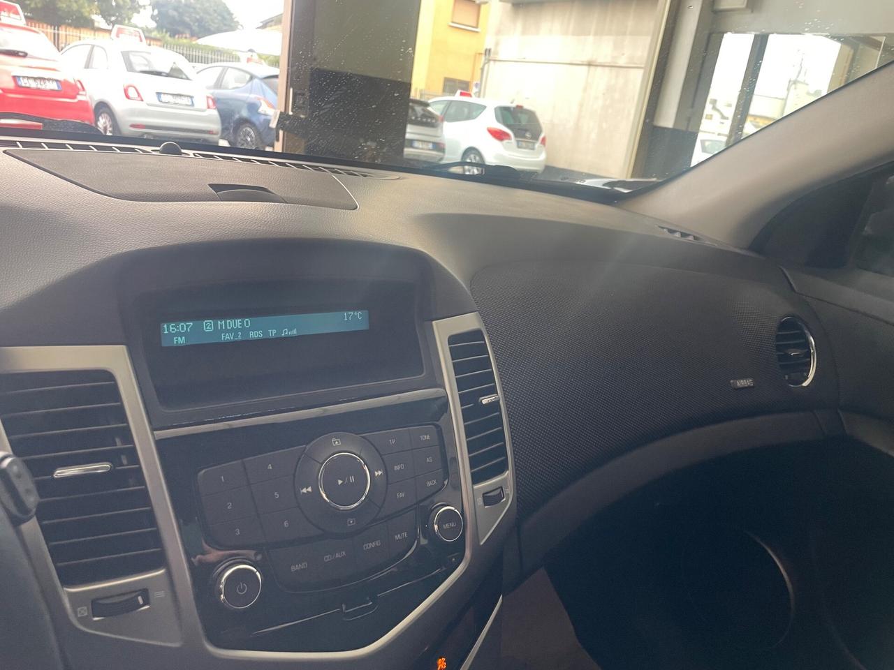 Chevrolet Cruze 1.6 5 porte LS - Nessun vincolo -