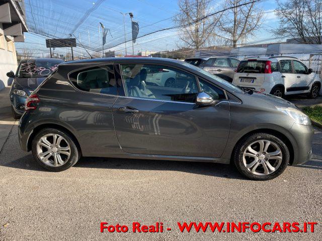 PEUGEOT 208 1.2 VTi 82 CV 3 porte Allure OK NEOPATENTATI