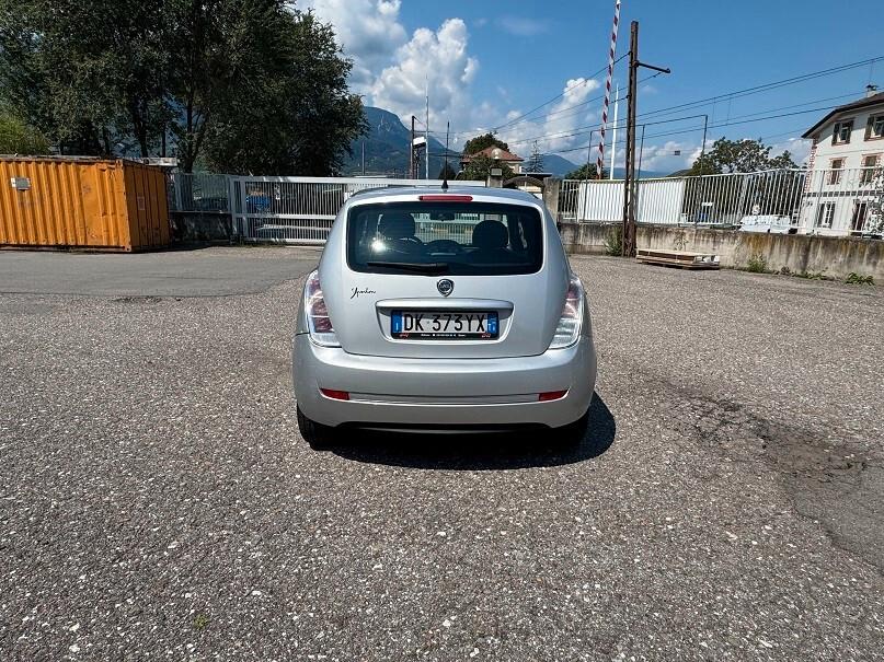 Lancia Ypsilon 1.2 Argento