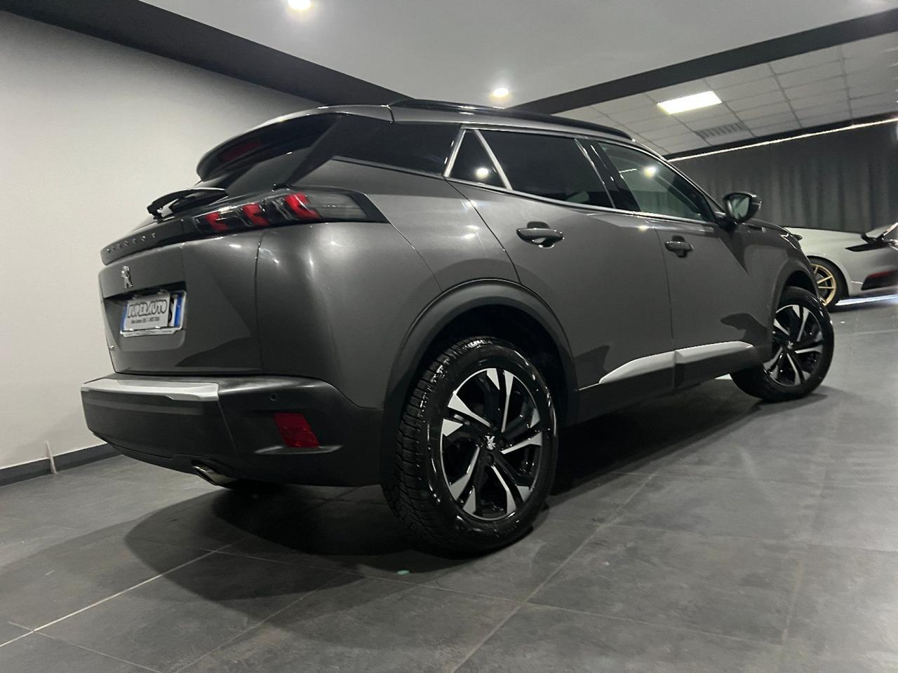 Peugeot 2008 BlueHDi 130 S&S EAT8 Allure