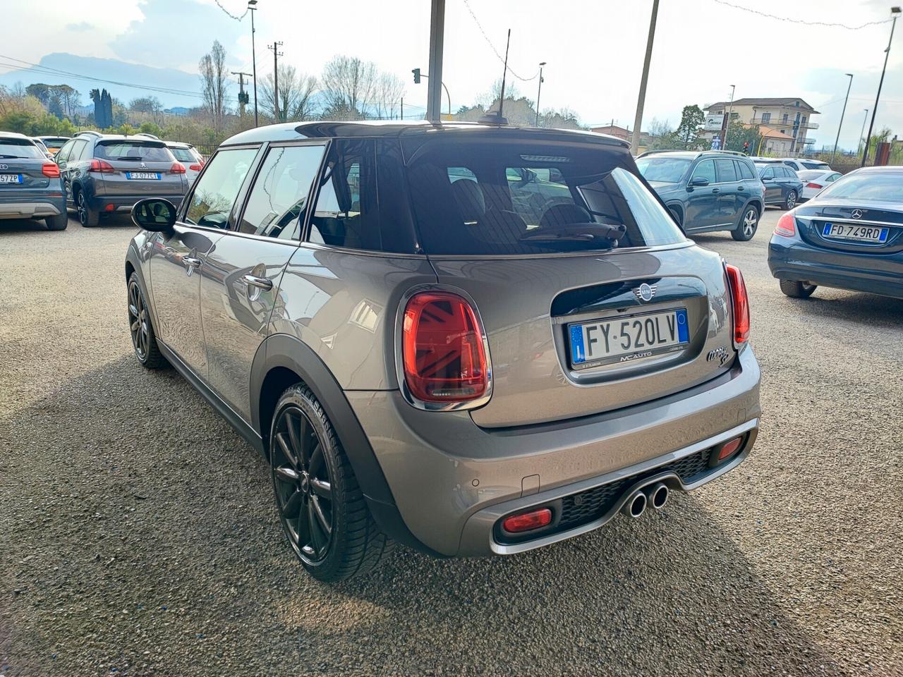 Mini 2.0 Cooper SD aut. Hype 5 porte