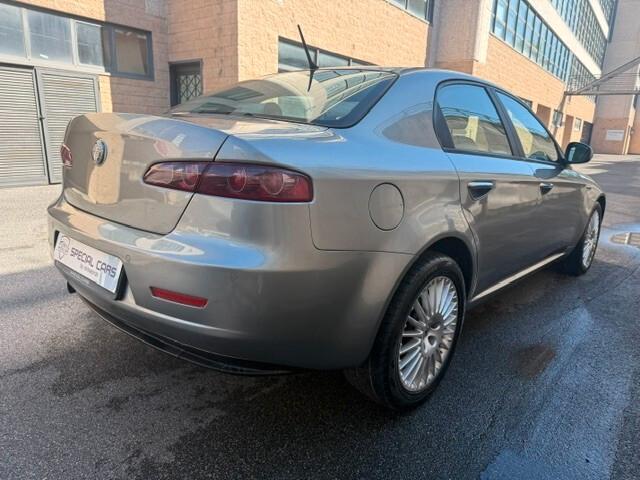 Alfa Romeo 159 1.9 JTDm 16V Distinctive Q-Tronic