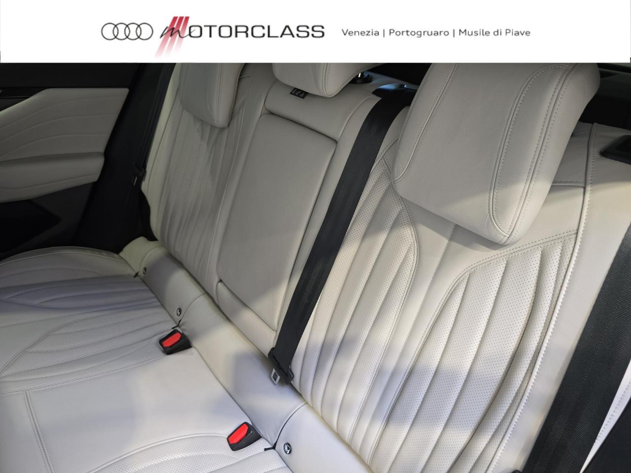 DS DS 4 Crossback 1.5 bluehdi trocadero auto