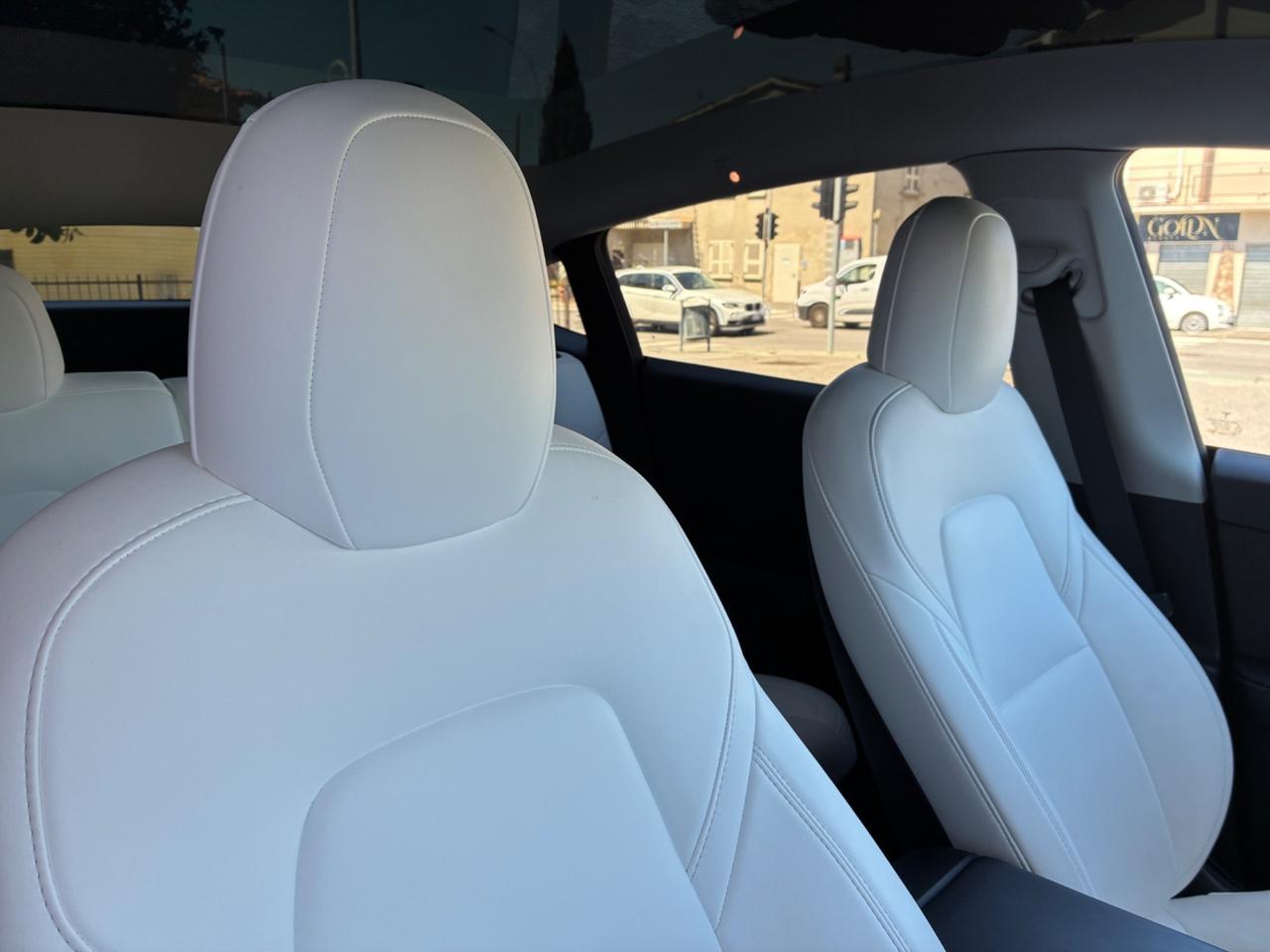 Tesla Model Y Long Range Dual Motor Aziendale
