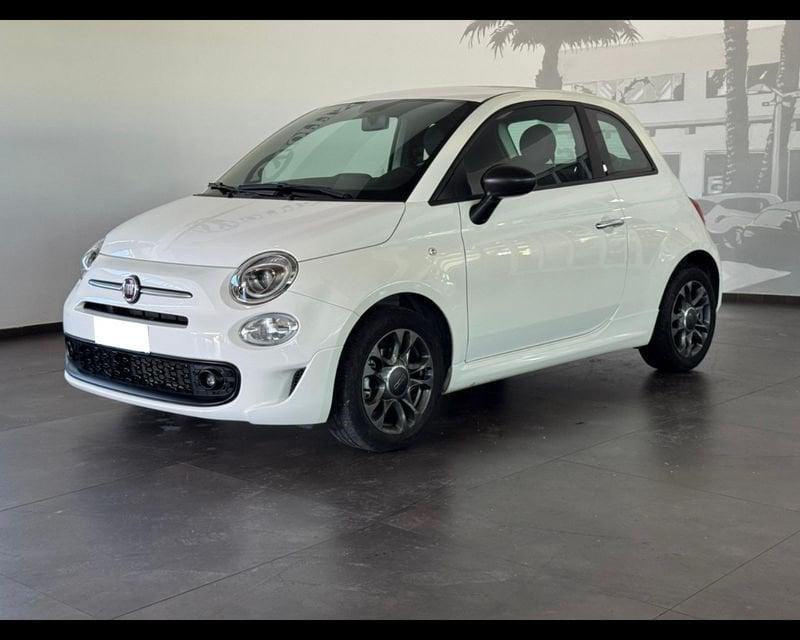FIAT 500 (2015--->) 1.0 Hybrid Connect