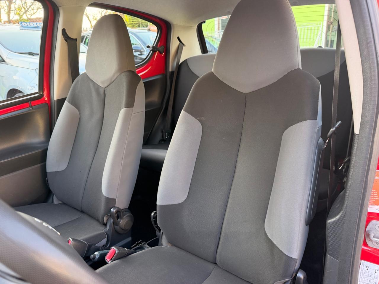Peugeot 107 1.0 68CV 5p. SUPERGA 2014
