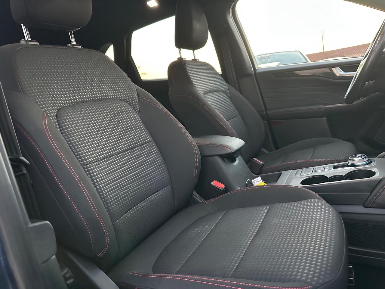 Ford Kuga 2021 1.5 120 CV aut. ST-Line DA VETRINA