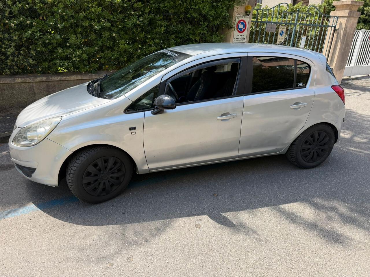 Opel Corsa 1.2 5 porte Club Benzina/Metano
