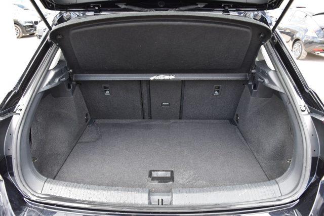 VOLKSWAGEN T-Roc 2.0 TDI SCR 150 CV DSG Business *TETTUCCIO*