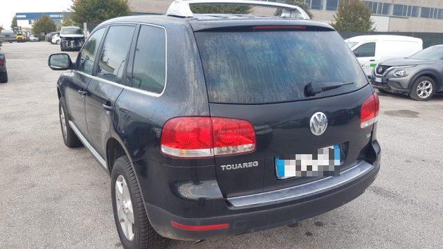 VOLKSWAGEN Touareg 2.5 R5 TDI Automatico