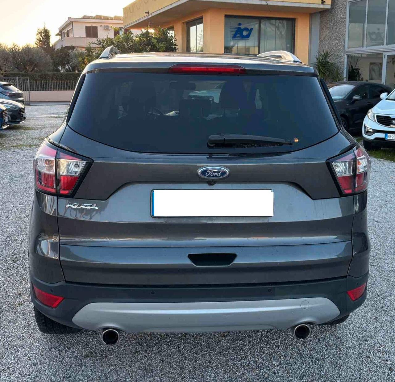 Ford Kuga 1.5 TDCI 120 CV S&S 2WD Titanium