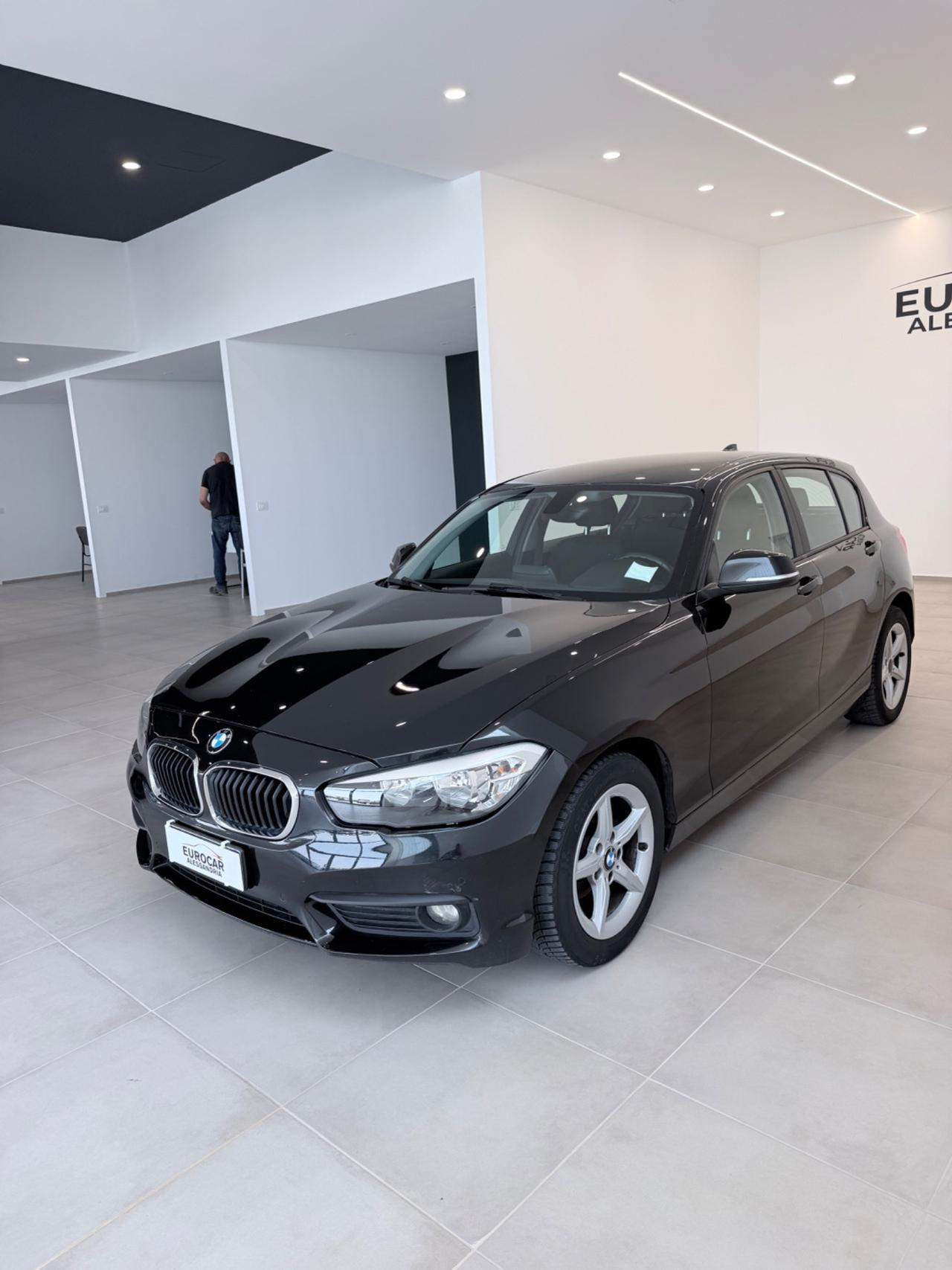 Bmw 116 116d 5p. Advantage