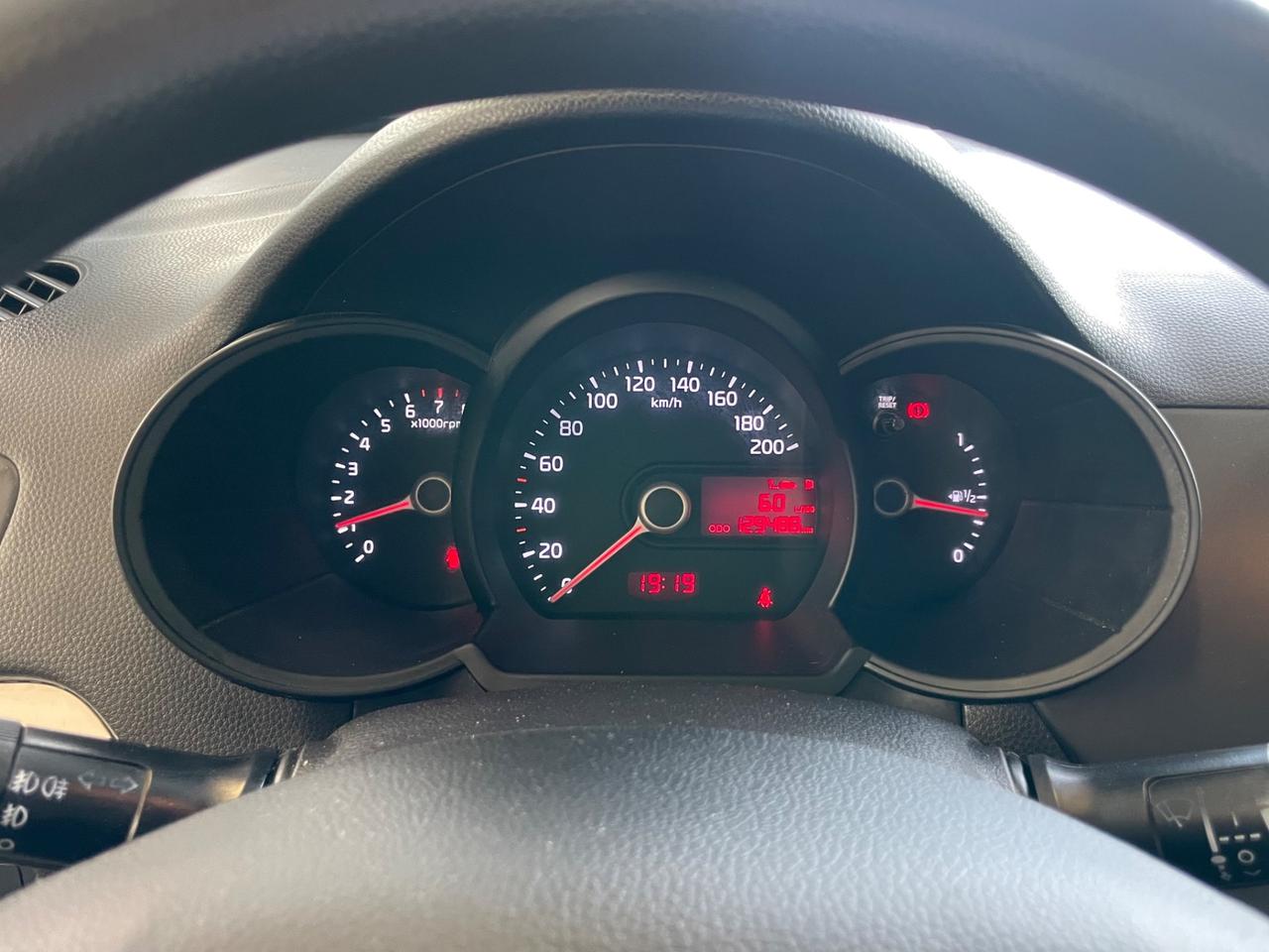 Kia Picanto 1.0 68cv Benz 5 porte Style Neopatentati
