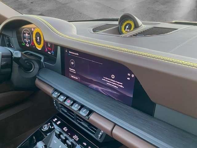 Porsche 911 992 .2 my25 Targa 4 GTS Hybrid PCCB/EXCLUSIV MANUF