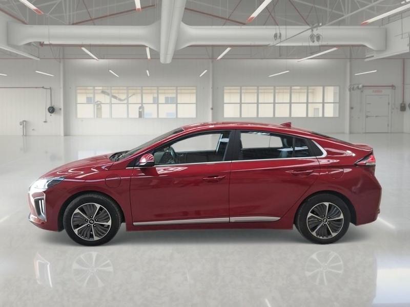 HYUNDAI IONIQ 1.6 PLUG-IN HYBRID 6DCT TECH 5 PORTE BERLINA