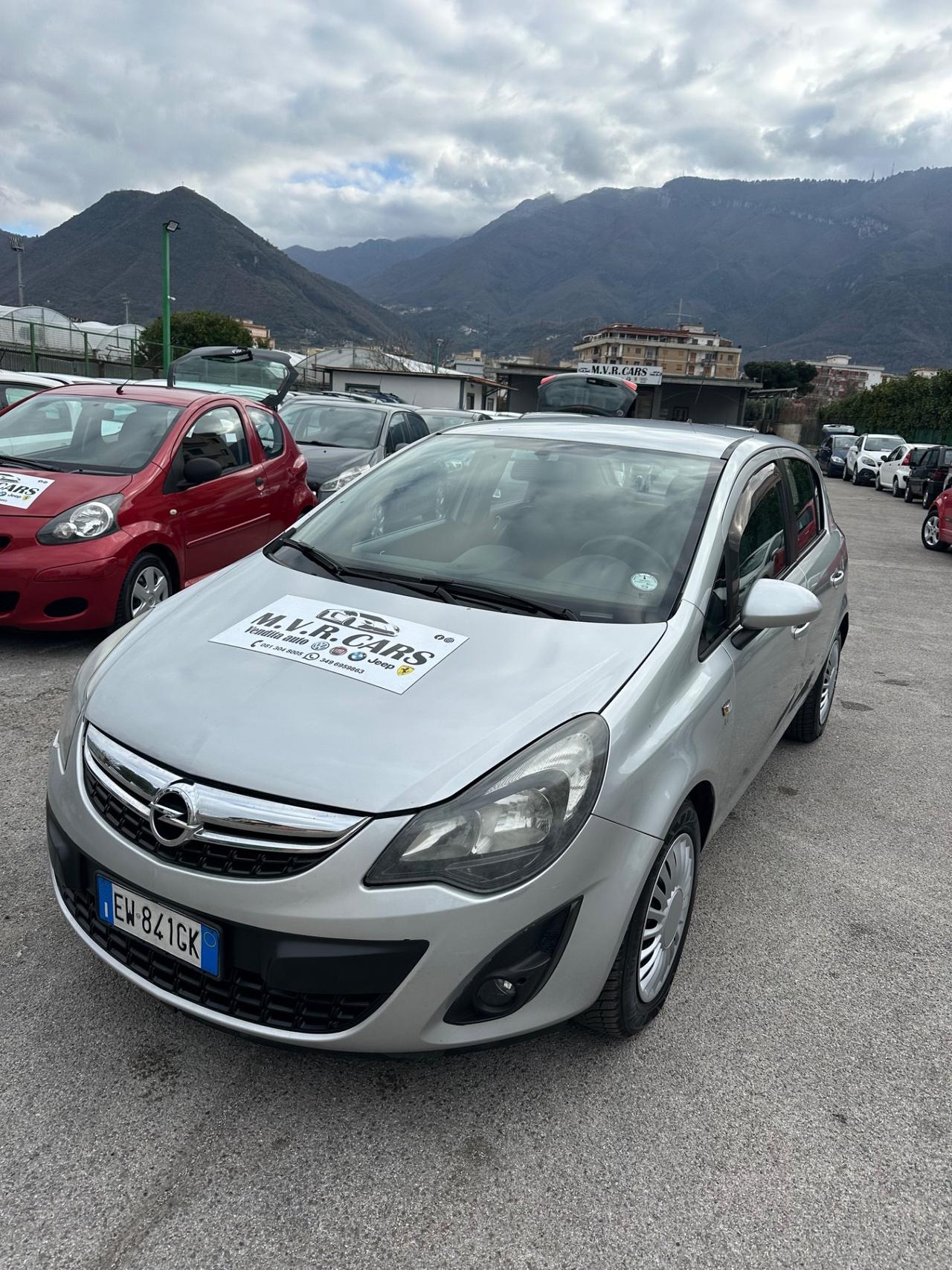 Opel Corsa 1.2 85CV 5 porte GPL-TECH Edition
