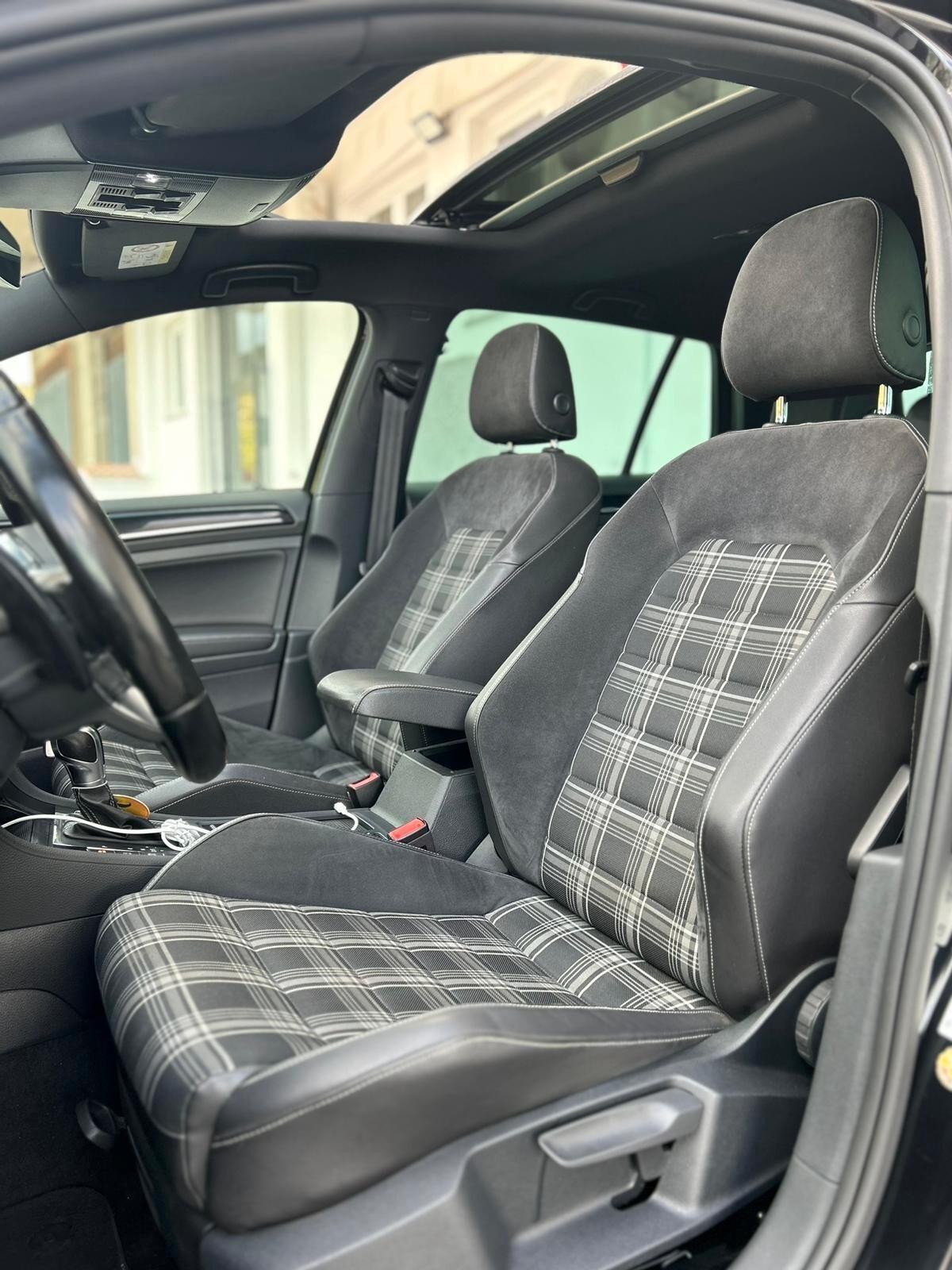 Volkswagen Golf GTD 2.0 TDI DSG 5P BlueMotion Technology