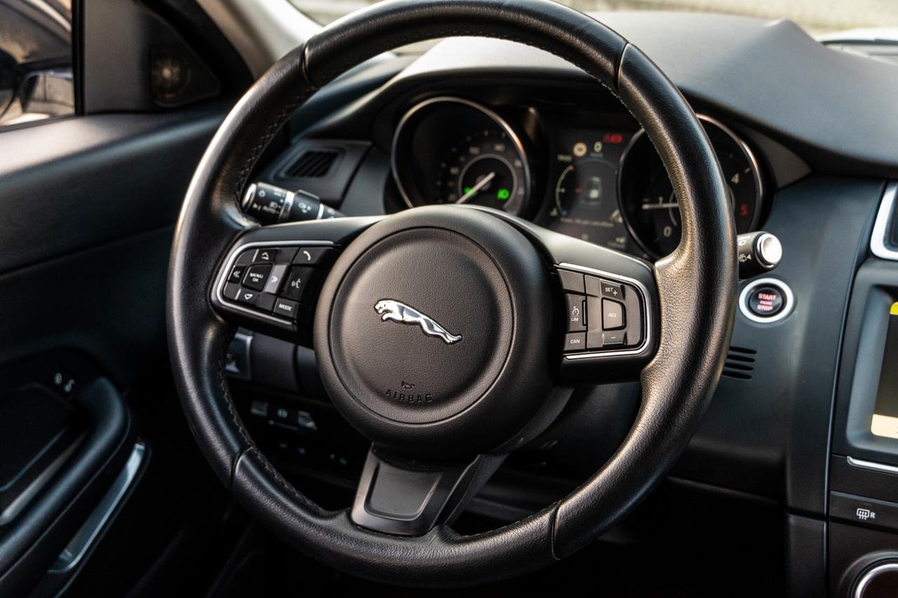 JAGUAR E-PACE 2.0d 150CV AUTOMATICA 2020 - GANCIO TRAINO - TAGLIANDI CERTIFICATI