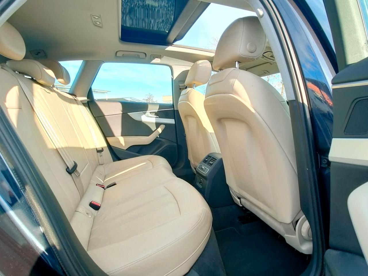 Audi A4 2.0 TDI 122 CV S tronic Sport TETTO PANORAMICO NEOPATENTATI