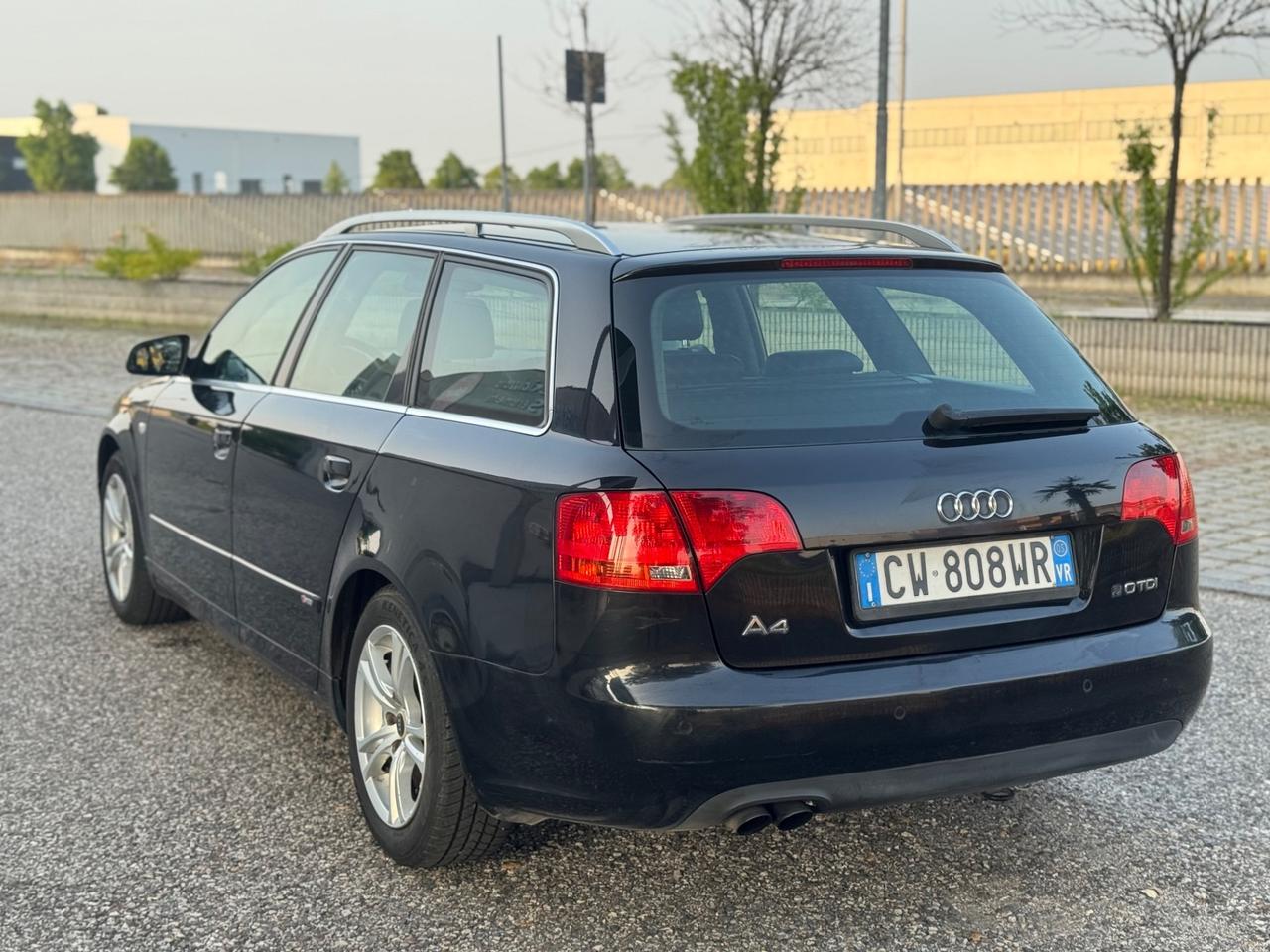 Audi A4 2.0 16V TDI Avant S-Line