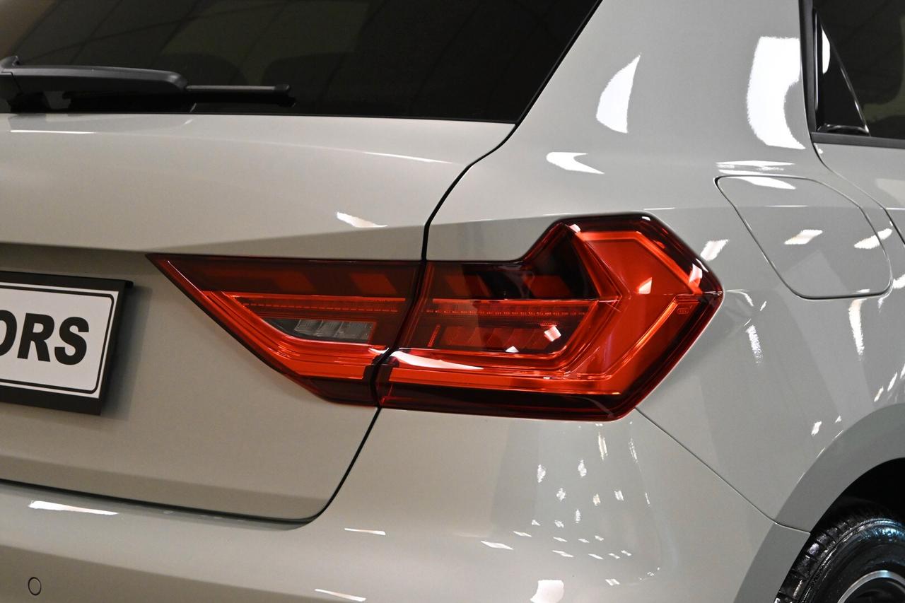 AUDI A1 2ª serie A1 SPB 30 TFSI Identity Black