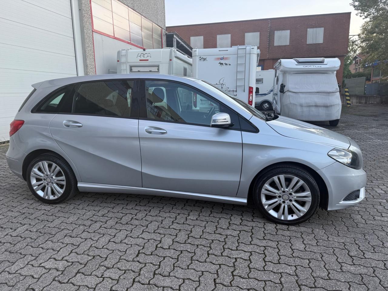 Mercedes-benz B 180 CDI Premium