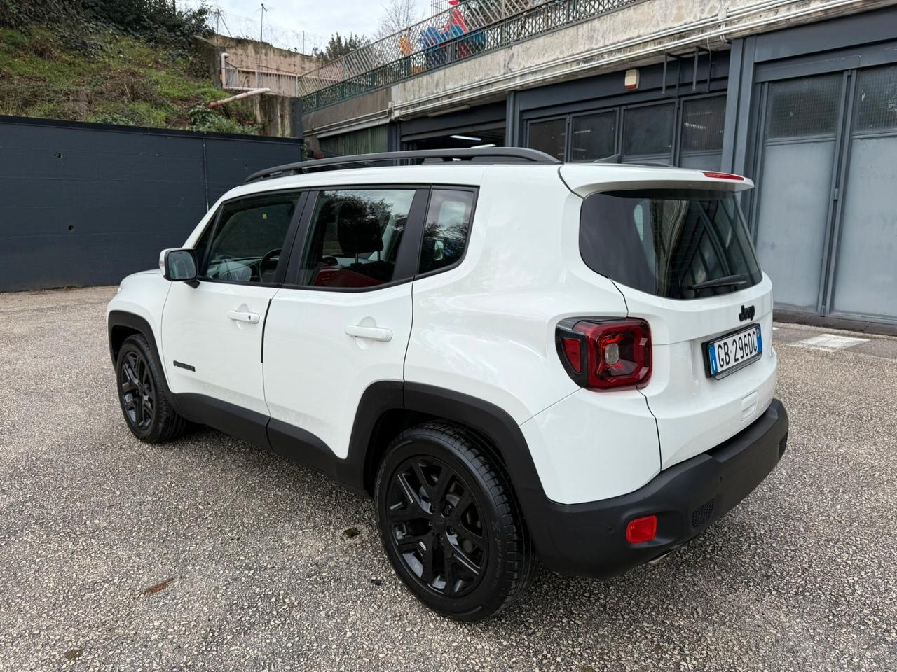Jeep Renegade 1.6 Mjt 120 CV Night Eagle