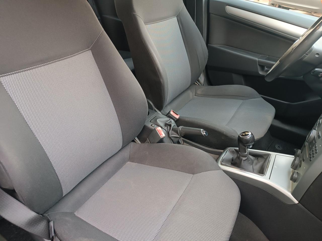 Opel Astra Gpl 2011 garanzia