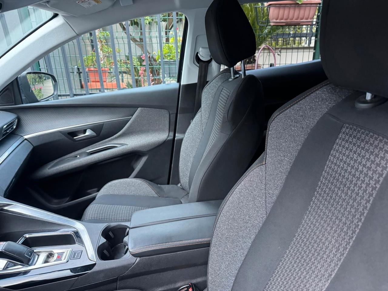 Peugeot 3008 BlueHDi 120 S&S EAT6 Allure