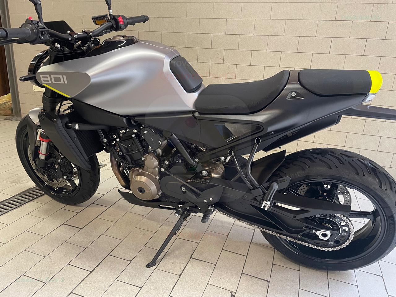 Husqvarna Vitpilen 801 L