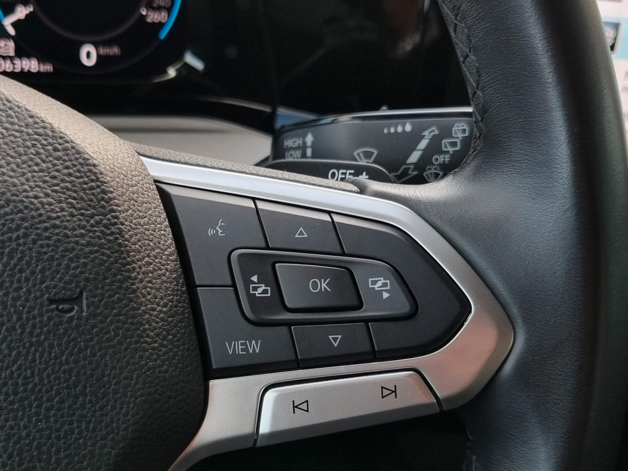 Volkswagen Golf 2.0 TDI 115 CV DSG Life