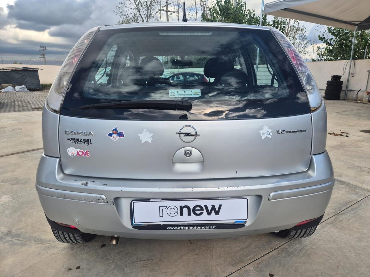 Opel Corsa 1.2 5 porte Cosmo