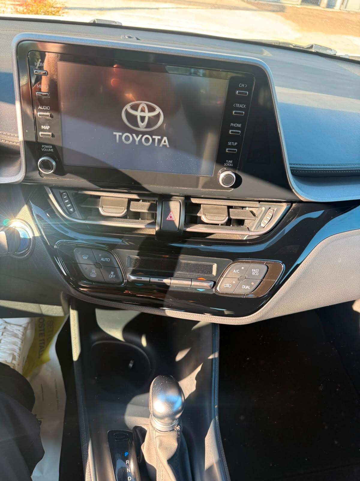 Toyota C-HR 1.8 Hybrid E-CVT Active